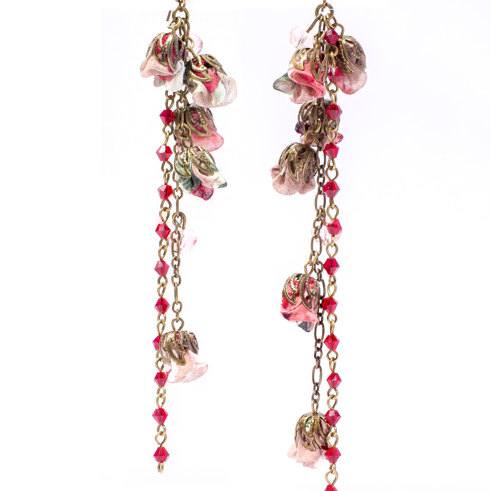 "Chantelle" earrings by Ana Popova